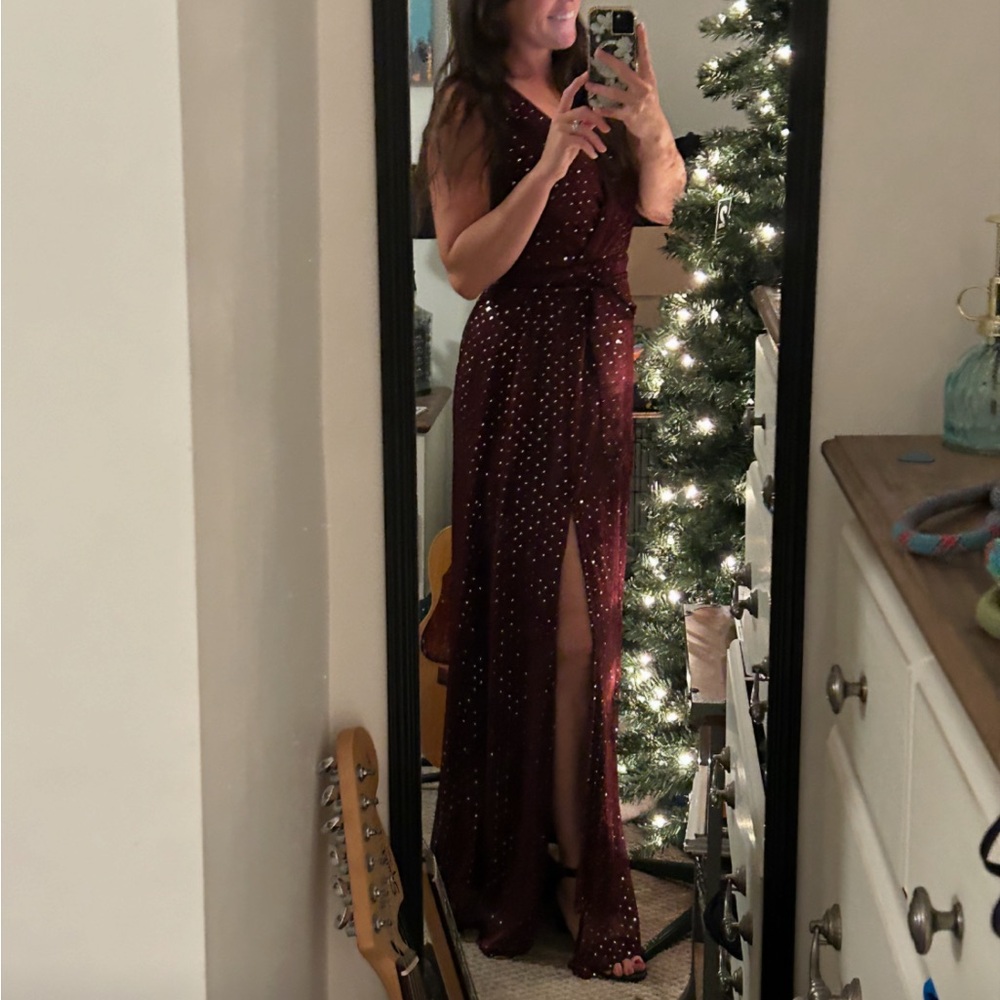 Elegant Burgundy Evening Gown